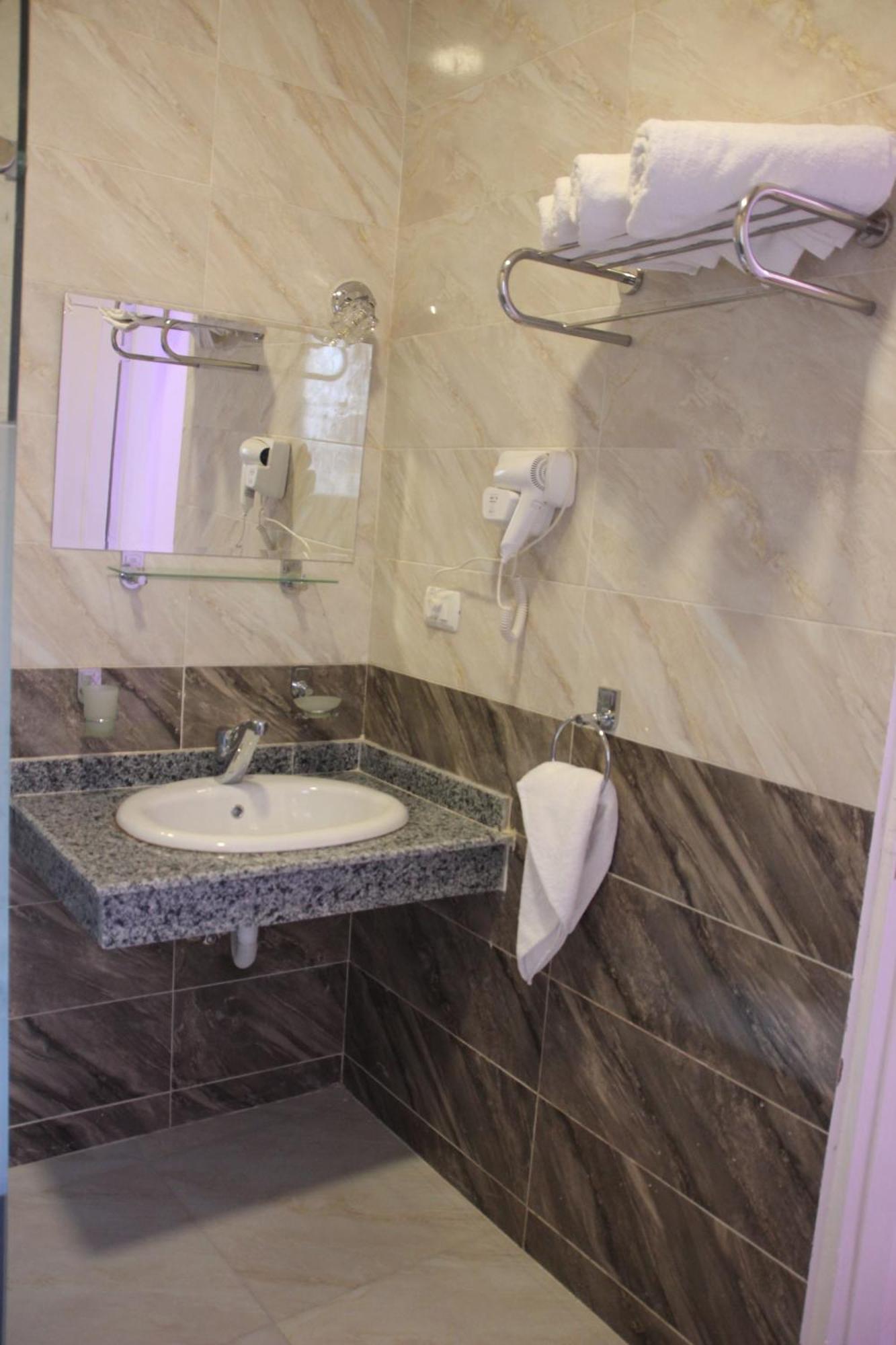 Farida Pyramids Boutique Hotel Kafrat al Jabal ภายนอก รูปภาพ