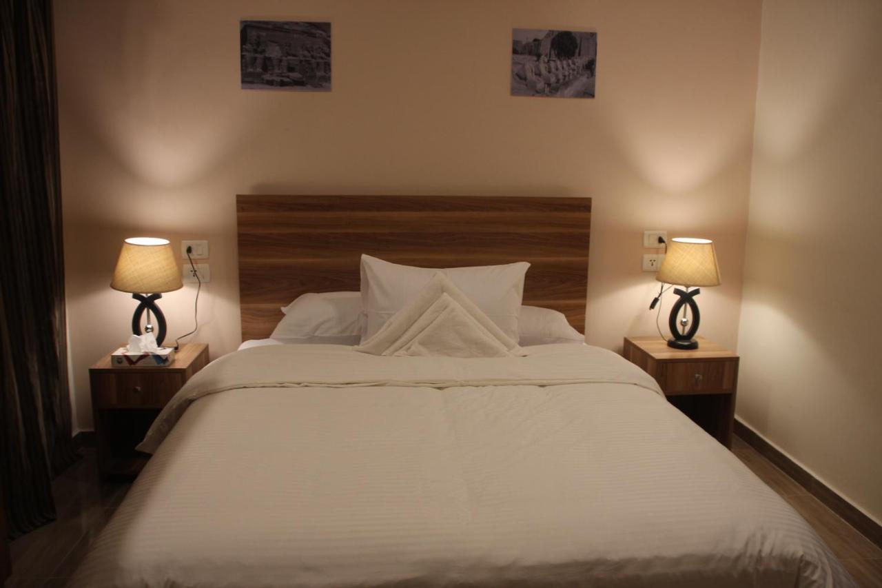 Farida Pyramids Boutique Hotel Kafrat al Jabal ภายนอก รูปภาพ
